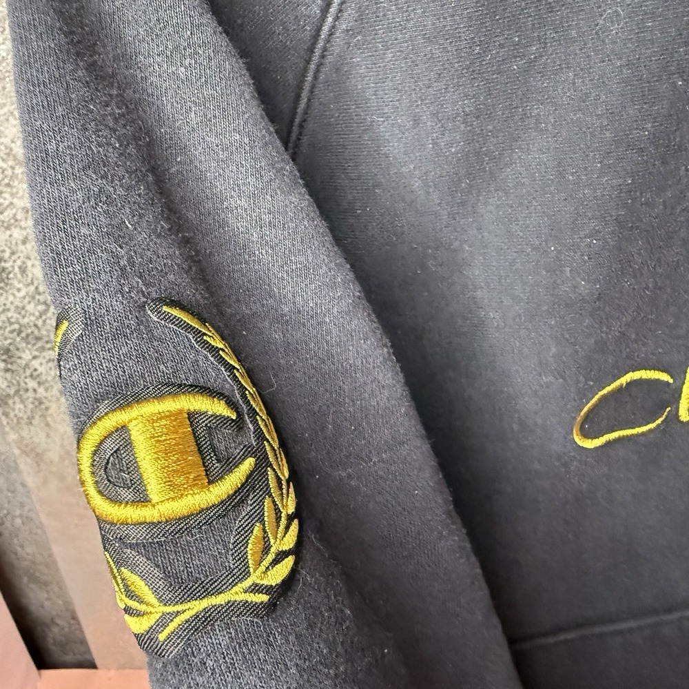 Mens SMALL Champion x Muhammad Ali Sweatshirt Black Gold Limited Edition 1/4 Zip - Picture 6 of 8